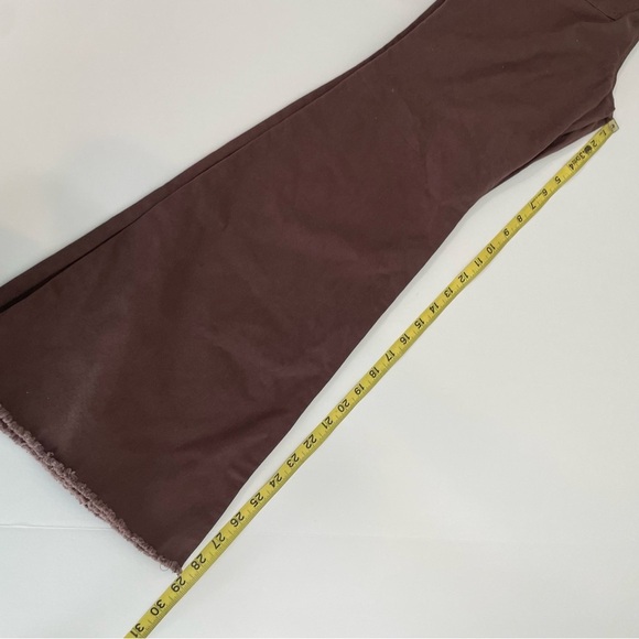 Tinseltown Brown High Rise Pull On Flare Pants Raw Hem Size 9 - Picture 12 of 14
